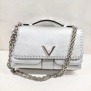 Louis Vuitton Silver Leather Shoulder Bag mon-1063-090425